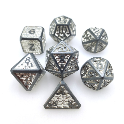 Plai card Sharp Edge Resin Dice Metal Antiwear Ręcznie rzeźbione Polyherdal