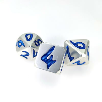 Małe kości do gier Dungeon And Dragon Metalowe kości do gier ręczne wielościenne