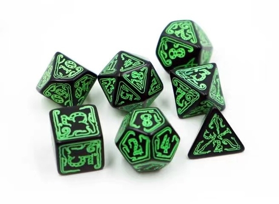 Modne gry RPG zestaw kości 20mm Czarne tło wzór kolorystyczny