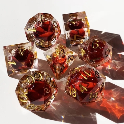Gra RPG Krwawe kostki Red Liquid Core Kości Żywica Dragon And Dungeon