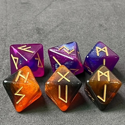 D8 Runy wikingskie Kości wielościenne Labradorite Elder Futhark / Kości wróżbiarskie