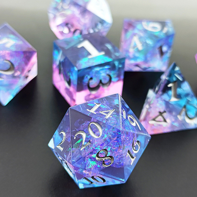 Fioletowe kostki z żywicy 7PCS DND Dragon And Dungeon Polyhedron
