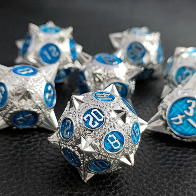 Wytrzymały poliedr metalowy zestaw kości Dragon And Dungeon 16mm Sparkle