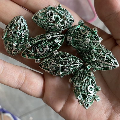 Kreatywny Rugby Metal Hollow RPG Dice Set Dragon And Dungeon DND