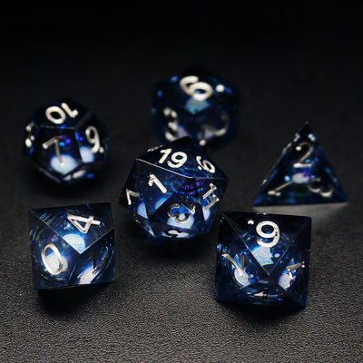 Red Flow Sand Liquid Resin Dice Set RPG DND COC Grupa biegająca