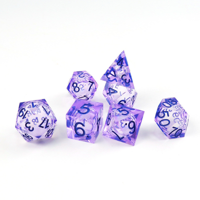 Purpurowy biały piasek płynący niebo liczba żywica wieloaspektowa gra w kości zestaw Dragon and Dungeon City dnd kości