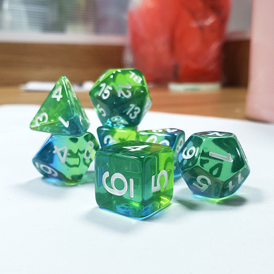 Miętowy zielony kryształ naturalna żywica wielowymiarowy zestaw kości gry planszowej Dragon and Dungeon