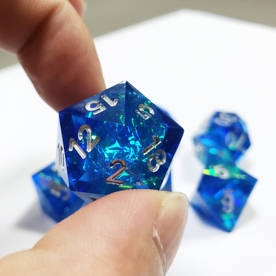Zestaw kości pokładowych z żywicy Blue Ocean Heart Crystal Dragon and Dungeon