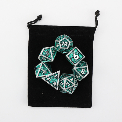 Zielony zestaw kostek DND Dragon i Dungeon Metal Customized Personalized Rune Dice Set