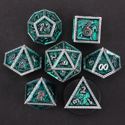 Zielony zestaw kostek DND Dragon i Dungeon Metal Customized Personalized Rune Dice Set