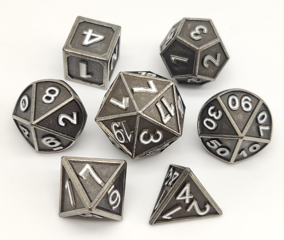 Gładkie wykończenie Mini RPG Dice Multicolor Praktyczne żywiczne materiały metalowe