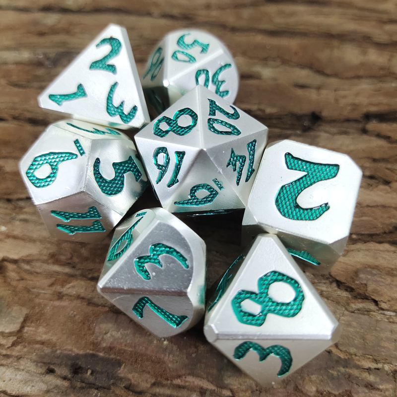 Kości RPG Sharp Edge Metal For Dungeon And Dragon Hand Pouring Polyhedral