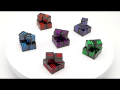 Metalowe sześciostronne kostki Kolorowe gry stołowe Grupa biegająca Zabawki Scenariusz Zabić DND Smok i loży rekwizyty